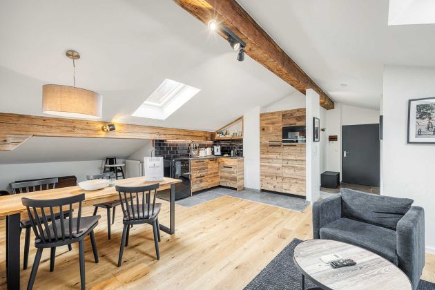 Cooking and eating together